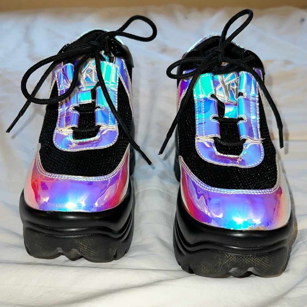 YRU Matrixx Black Atlantis Hologram platform sneakers US size 6